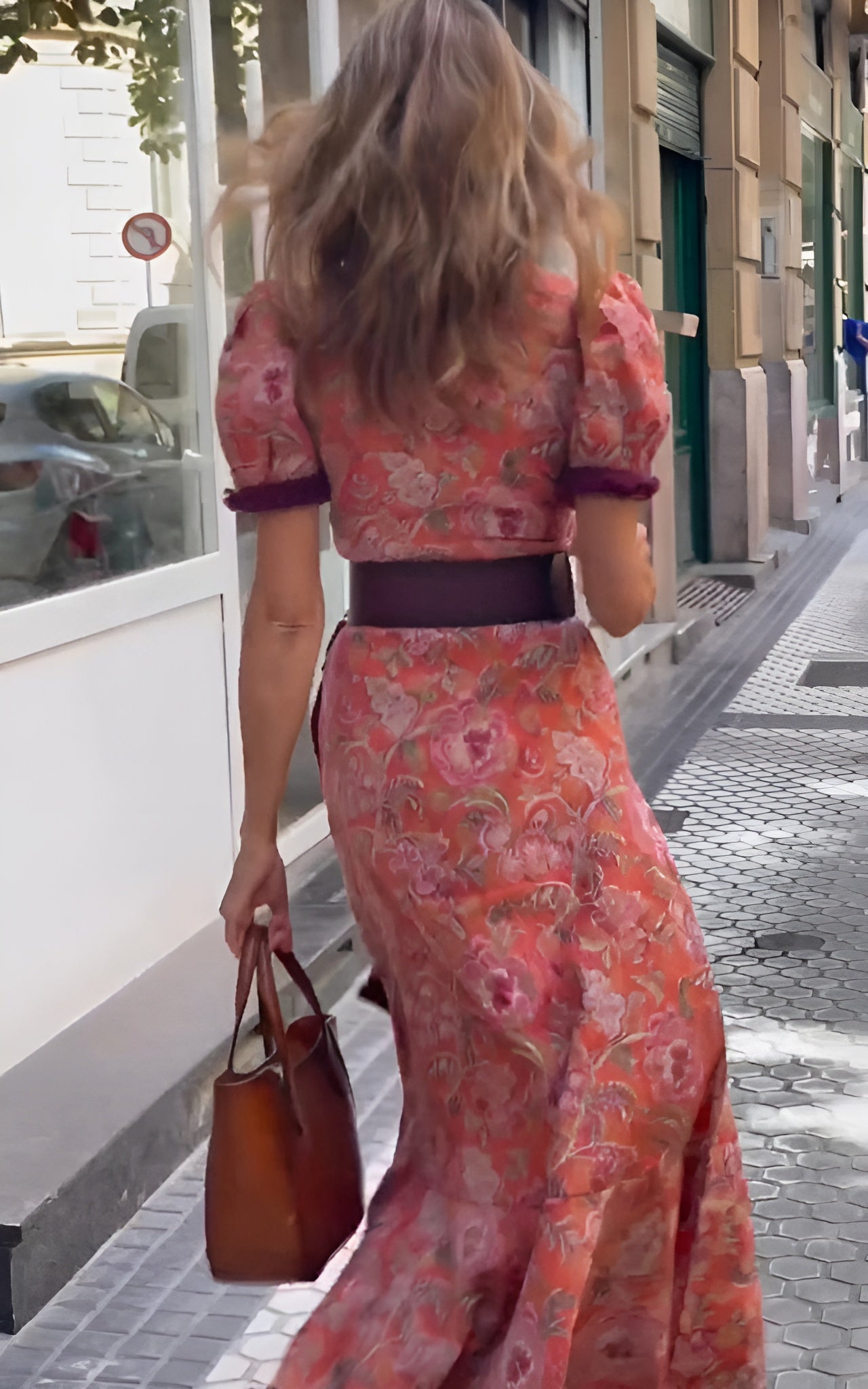 Maas & Mode® | Elegante Roze Maxi Dress met Korte Mouwen
