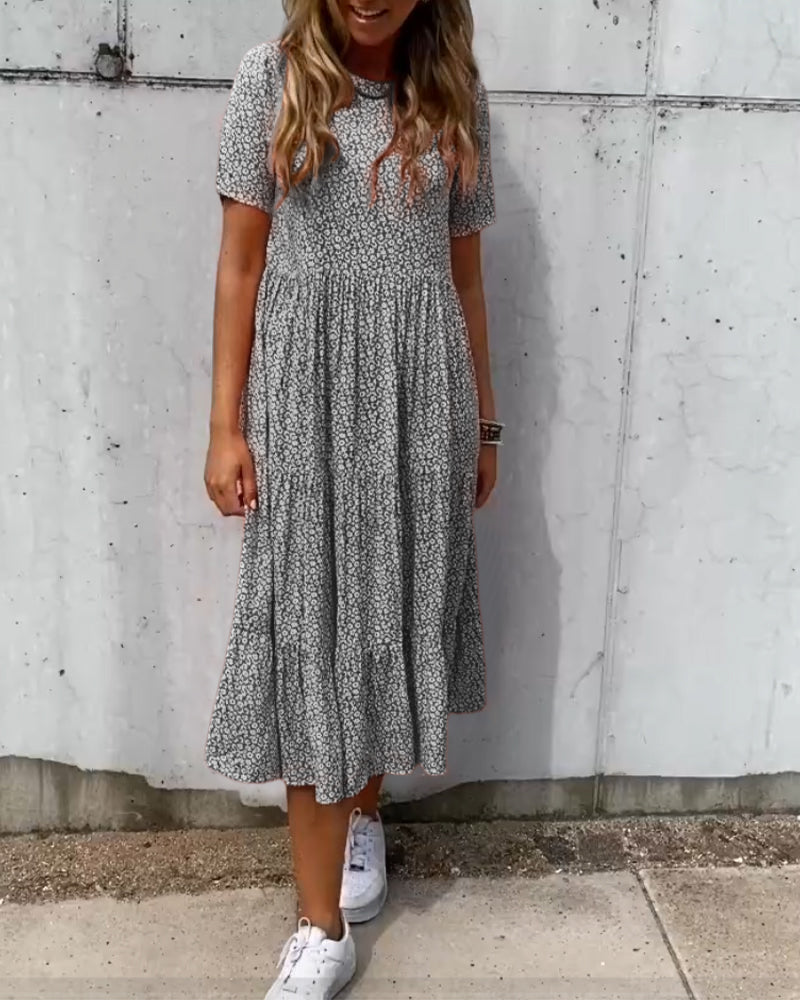 Maas & Mode® | Jurk met korte mouwen en bloemenprint