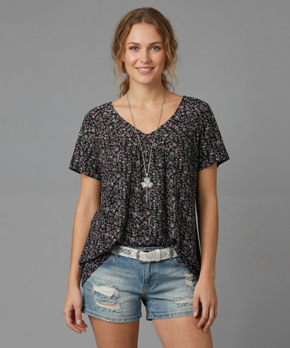 Maas & Mode® | T-shirt Flora met V-hals