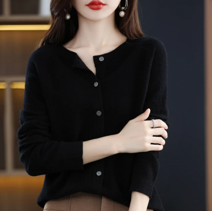 Maas & Mode | Elegante Knoopjes Cardigan