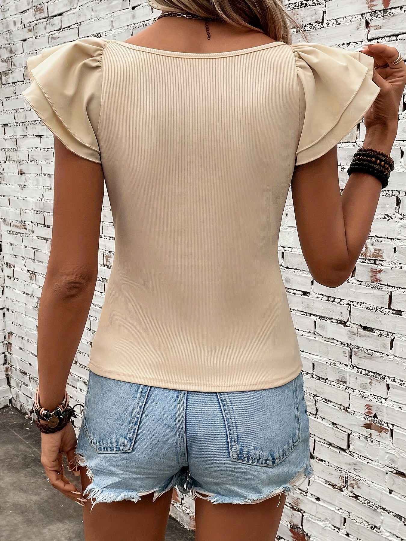 Maas & Mode® | Juliette™  Klassieke Zomertop met Uniek Mouwdesign